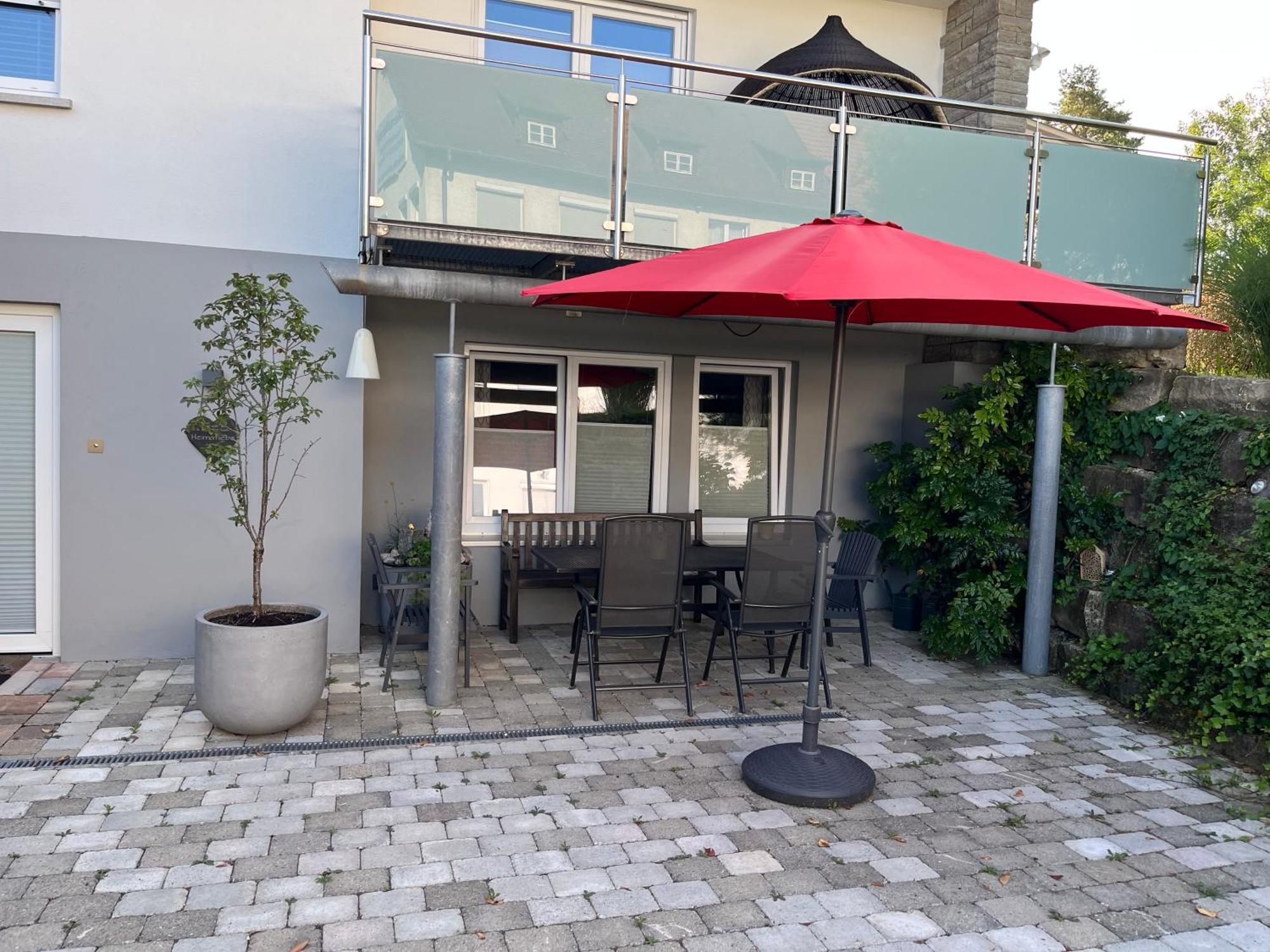 Schoene Ferienwohnung 2,5 Zimmer In Stadtnaehe Mit Eigenem Hofgarten Balingen Dış mekan fotoğraf